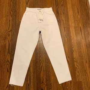 ZARA NWT  high rise mom fit white jeans
